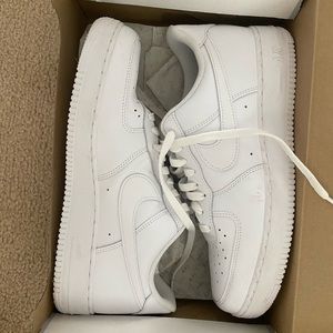 Nike Air Force Ones like new